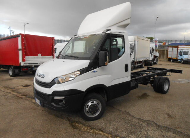 IVECO DAILY 35C18 pieno